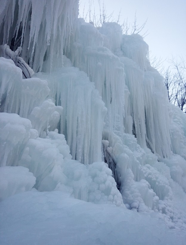 朝阳沟景区尊享半价看冰挂